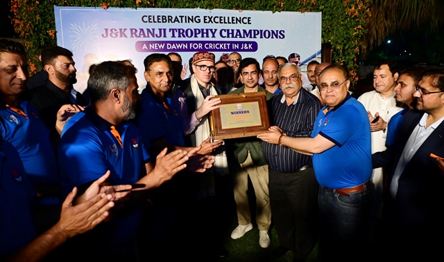 CM Omar Abdullah hosts dinner to honour J&K’s Ranji Trophy Champions