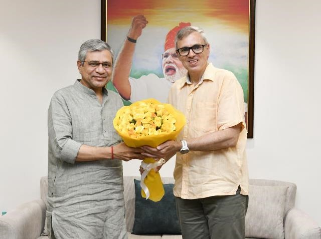 CM Omar Abdullah meets Railway Minister Ashwini Vaishnaw, seeks enhanced rail connectivity for J&K