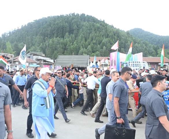 Lieutenant Governor Joins Nasha-Mukt Jammu Kashmir Campaign in Kupwara