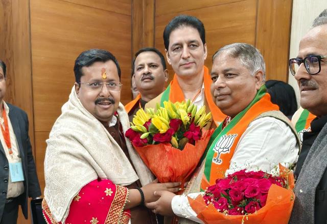 J&K BJP leaders felicitate Nitin Nabin on his election as BJP National President