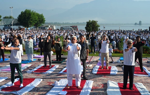 Lieutenant Governor Leads Citizens During the Celebration of the 12th International Day of Yoga