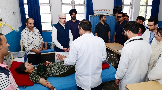  CM Omar Abdullah visits GMC Udhampur to see injured persons of bus accident