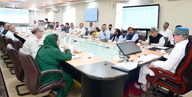  CM Omar Abdullah reviews roadmap to strengthen senior secondary education in J&K