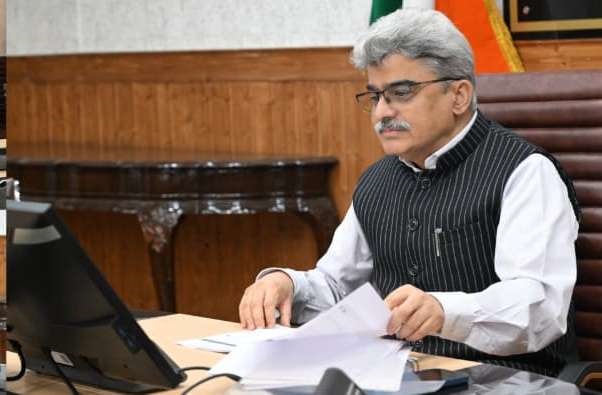 CS reviews implementation of new Labour Codes in J&K