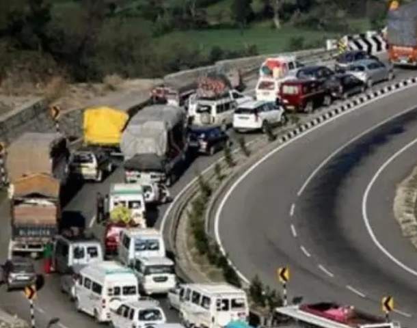 Traffic restrictions on NH-44 for Secretariat Move