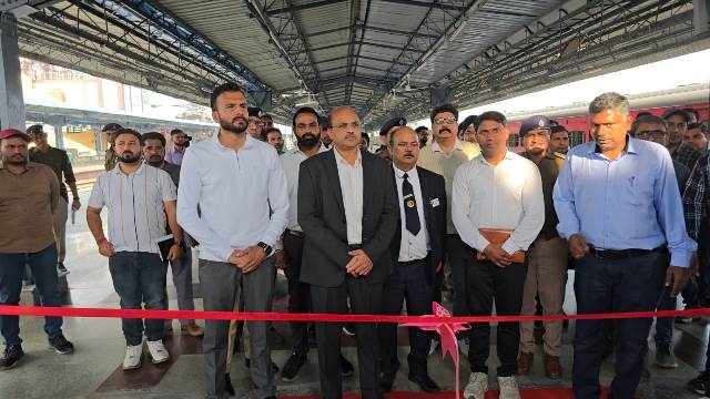  Escalator inaugurated at Katra Railway Station to enhance passenger convenience