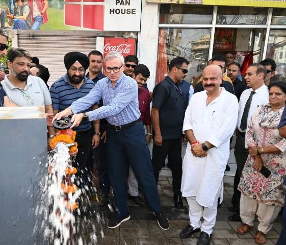CM Omar Abdullah inaugurates upgraded Residency Road–High Street in Jammu
